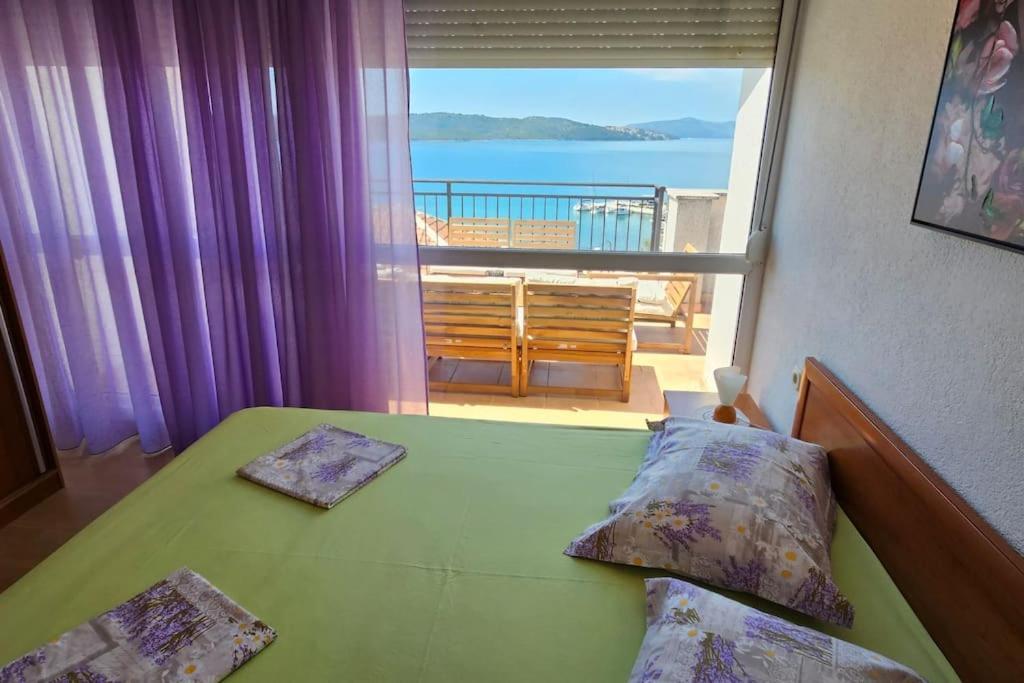 Family Paradise With Top View Трогир Екстериор снимка